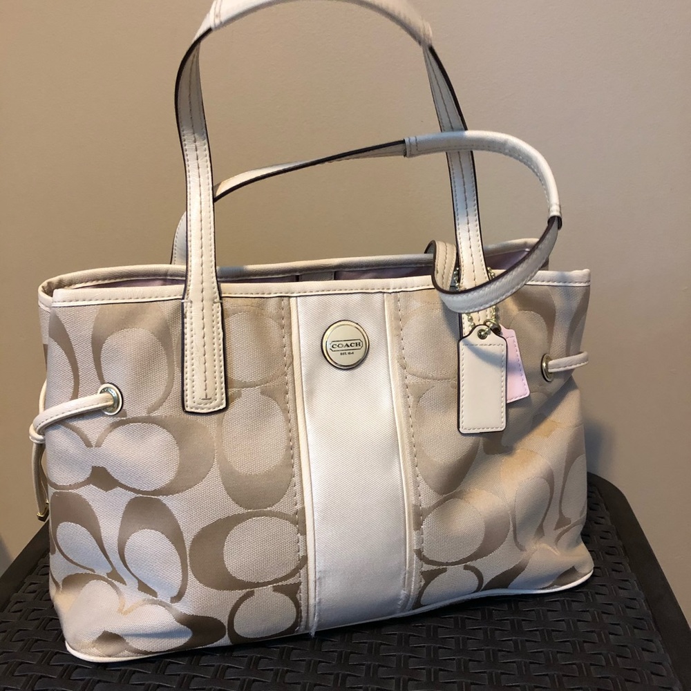 Cream and Pink Coach